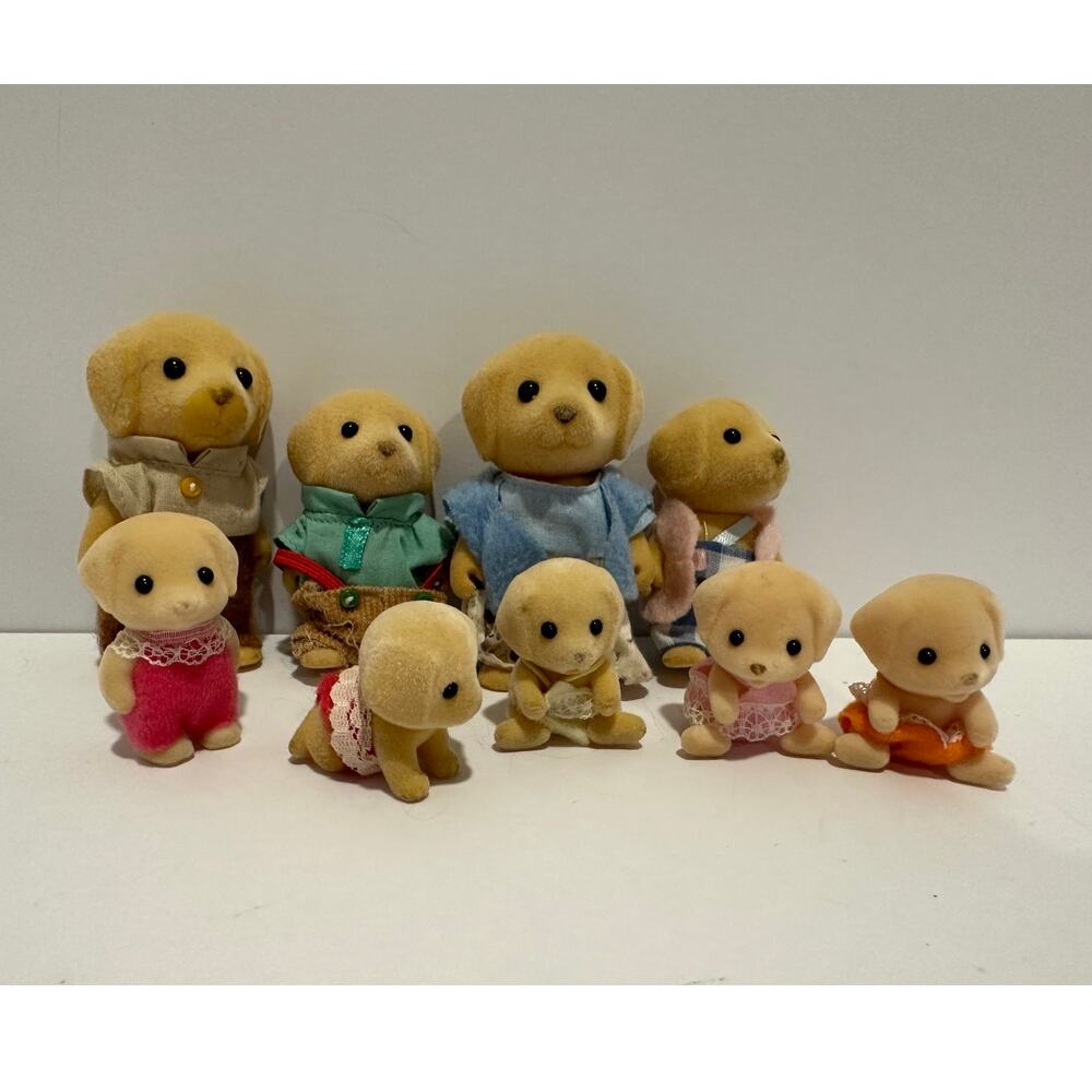 Calico Critters Yellow Lab Family with 5 babies played with condition